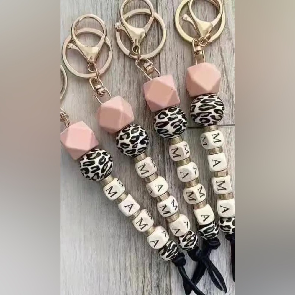 Mama keychain